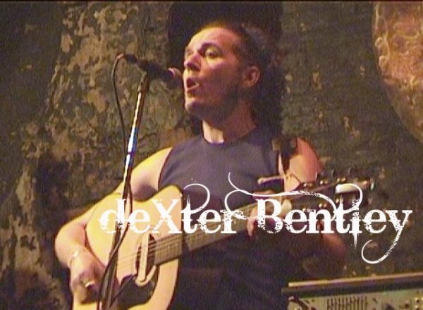 deXter Bently live at 12 Bar Club London for OnlineTV by Rick Siegel