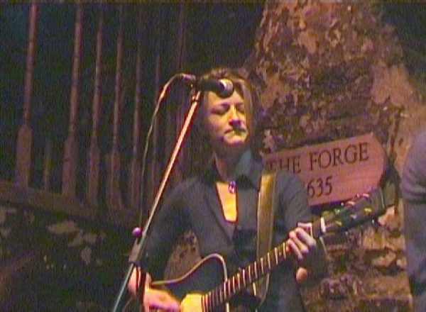 Virginia MacNaughton live at 12 Bar Club, London for OnlineTV by Rick Siegel